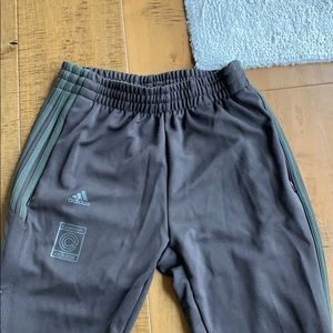 YEEZY CALABASAS ADIDAS SWEATS